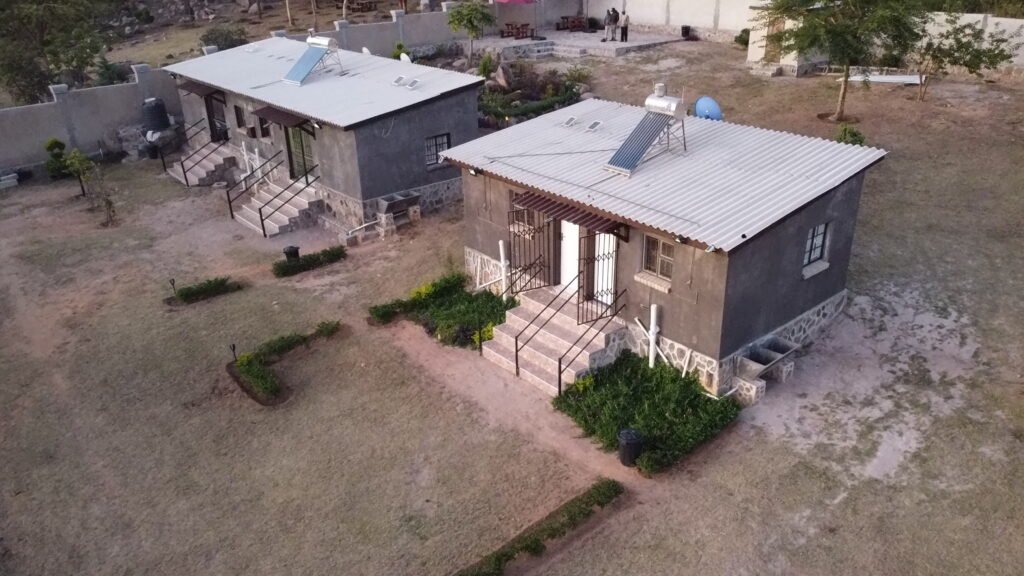executive-room-rockview-resorts-gutu.jpg